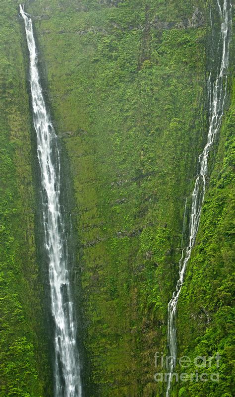 Papalaua Waterfall Molokai Photograph By Jim Chamberlain