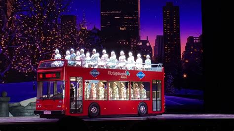 Christmas Spectacular Starring The Radio City Rockettes 2017 Youtube