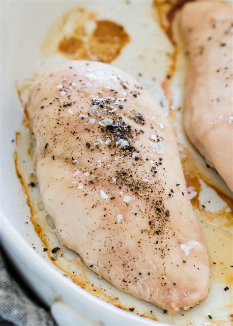 how to bake boneless skinless chicken breasts buttered side up