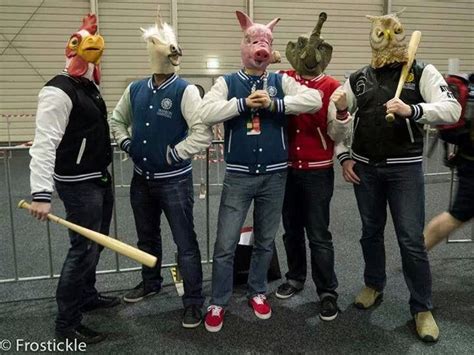 It is modeled after the protagonist with the same name, using the rooster mask. Hotline Miami | Hotline miami, Neo noir, Et costume