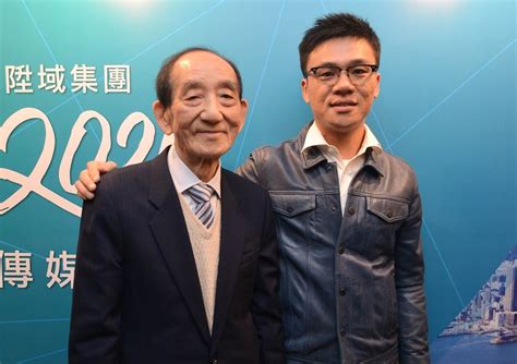 The site owner hides the web page description. 鄧成波父子購入股老集團被終止分期付款 遭追討2.6億元 | 多倫多 | 加拿大中文新聞網 - 加拿大星島日報 ...