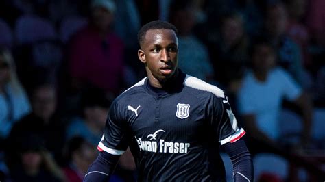 Glen kamara has signed for scottish club dundee fc, in a permanent deal. Dundee boss Neil McCann hands trialist Glen Kamara two ...