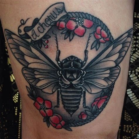 Neotraditional Wasp Tattoo By Lauren Gow Tattoo Wasp Neotraditional