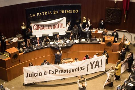 Afirma que no está en favor de realizarla, pero serán los ciudadanos los que. Consulta para enjuiciar expresidentes se hará el 1 de ...