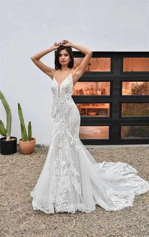 Lace And Tulle Fit And Flare Wedding Dress With Scalloped Train