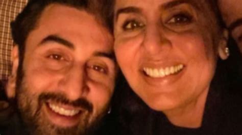 neetu kapoor reacted in hilarious way after paparazzi asked her zohal