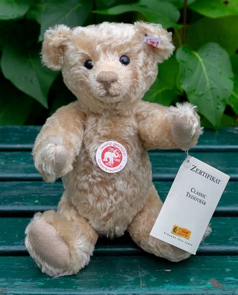 Classic Teddy bear 28 - Steiff - 2004 - Limited edition - EAN 038945