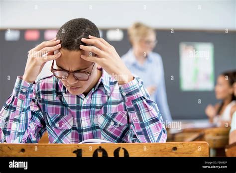 Confused Student Hi Res Stock Photography And Images Alamy
