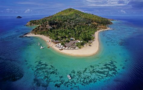 Fiji's small Castaway Island makes a magical anniversary - Baltimore Sun