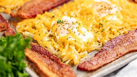 One Pan Breakfast Bake With Bacon Hash Browns And Eggs