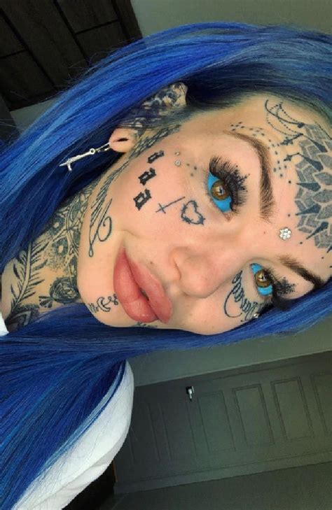 ‘dragon Girl Goes Blind Tattooing Eyeballs Blue Eyeball Tattoo Girl Tattoos Face Tattoos
