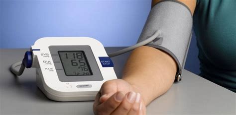 The Best Digital Blood Pressure Monitors Lineart