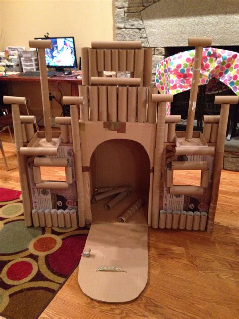 Instantly go to the bathroom. Toilet paper roll castle | Toilet paper crafts, Craft ...