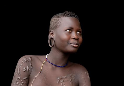 27 Jaw Dropping Mursi Tribe Portraits From Ethiopias Omo Valley — Jayne Mclean Photographer