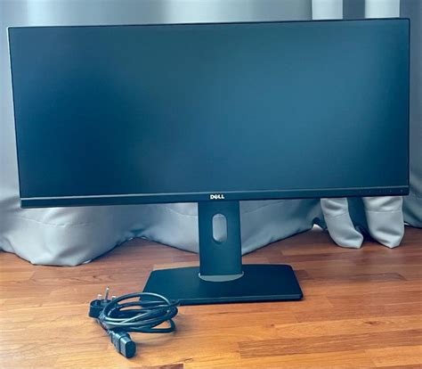 Dell Ultrasharp U2913wm 29 Monitor With Led Computers And Tech Parts