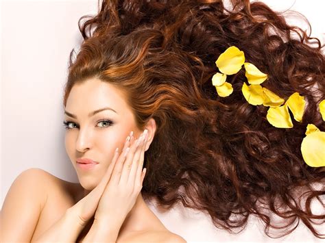 Gunakan produk tersebut mengikut arahan dan tunggu kesannya. Cara Tradisional Merawat Rambut - Tips Perawatan Cantik
