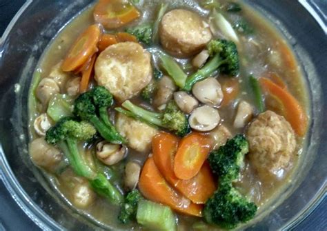 Selain tahu, kamu bisa menggunakan sayur favorit lain. Resep Sapo Tahu oleh Lily Minarosa - Cookpad