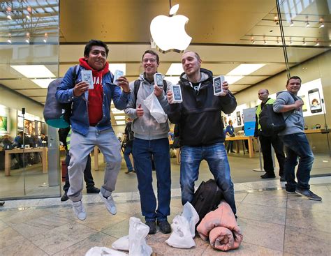 Dont Buy A New Iphone Right Now Business Insider India