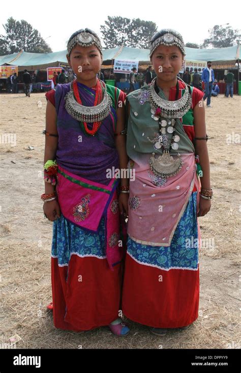 Kathmandu Nepal 15th January 2014 Nepalese Tharu Women In Traditional Clothes Join In