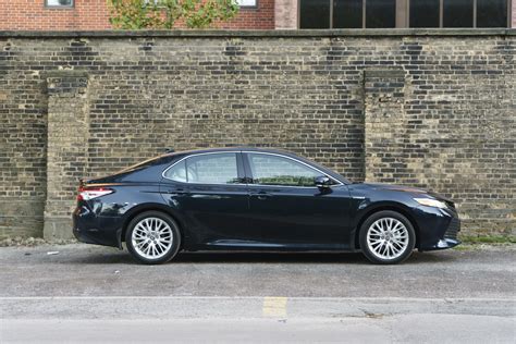 Review 2020 Toyota Camry Hybrid Xle Wheelsca