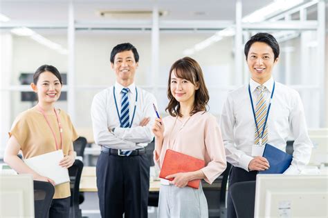 7 Surprising Things About Japanese Work Culture As Told By