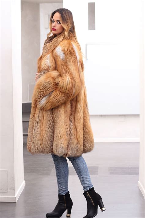 pin by jack daszkiewicz on fur fashion fur fashion fur coats women coat