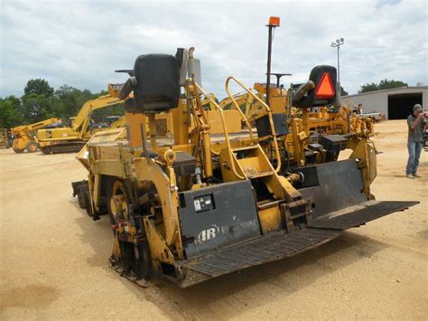 BLAW KNOX PF3200 ASPHALT PAVER