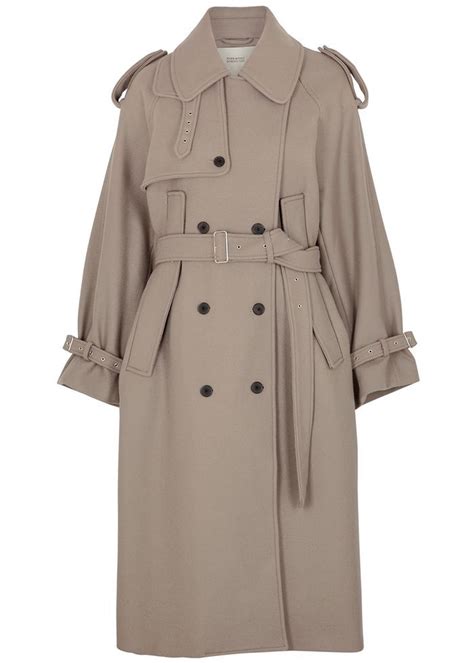 Camel one size fits all (s/m/l) 15% cashmere 85% wool. Mark Kenly Domino Tan Catrin Taupe Wool-Blend Trench Coat ...