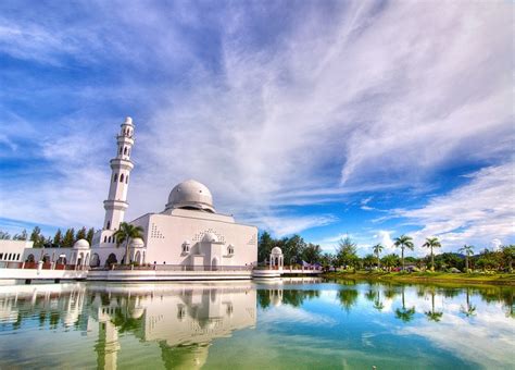 Firefly and malindo airways fly from kuala terengganu to kuala lumpur every 4 hours. 10 Things to Do on your First Trip to Kuala Terengganu ...