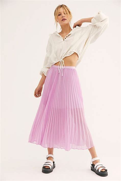 13 long pleated skirts for fall 2019 we re obsessed with right now stylecaster
