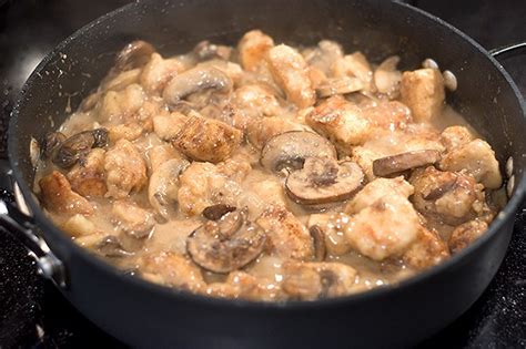 Top chicken wine mushrooms recipes and other great tasting recipes with a healthy slant from sparkrecipes.com. Chicken with Mushrooms in White Wine Sauce | Never Enough ...