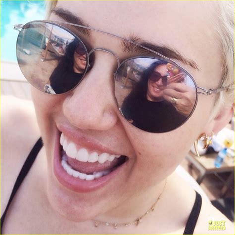 miley cyrus goes topless before her shower on instagram photo 3135739