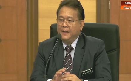 Timbalan ketua setiausaha (perdagangan dalam negeri). Sidang Media Menteri Perdagangan Dalam Negeri dan Hal ...