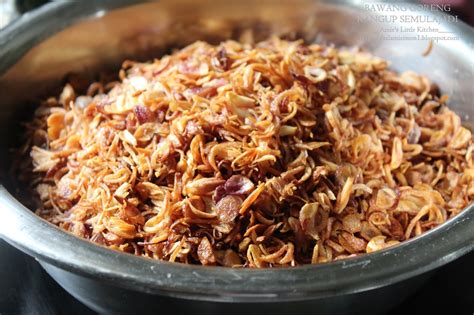 Lepas ni boleh kita cara bancuhan yang dikongsi oleh peniaga pisang goreng sendiri. AMIE'S LITTLE KITCHEN: Cara Membuat Bawang Goreng Rangup ...
