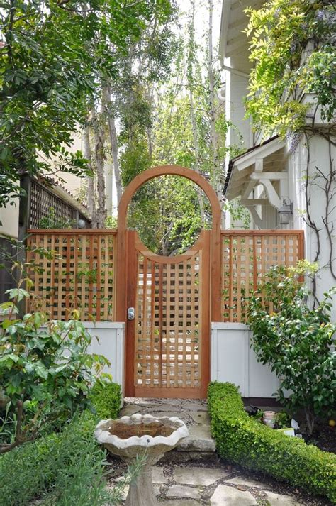 This is a simple way to increase your vegetable garden in a small area. 50 best Trellis images on Pinterest | Creepers, Garden ...
