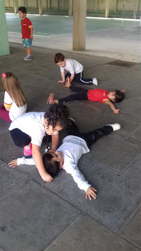 Contorno Do Corpo Educação Infantil