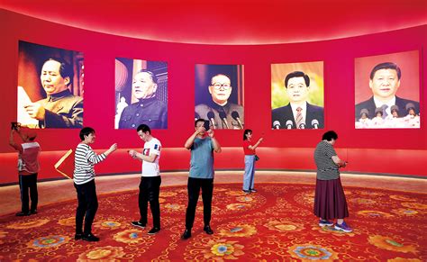 Do not post format memes such as those that make up the bulk of /r/dankmemes. 習近平正在經歷毛、鄧都沒經歷的 | 看雜誌