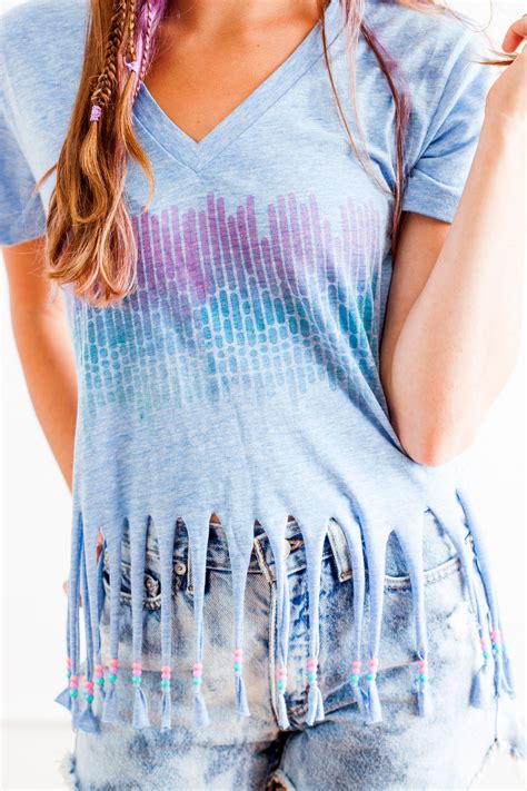 Festival Style Hack How To Dye Bead And Fringe Your T Shirts Brit Co