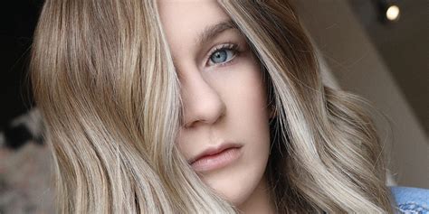 This Blonde Softening Technique Is Perfect For Sporadic Appointments