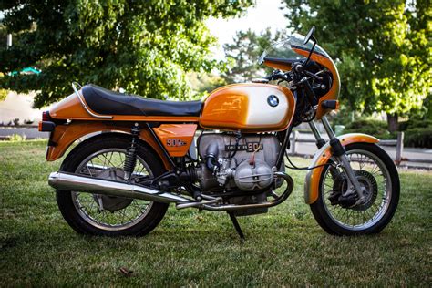 £10850 ≈ $14672 ≈ €11928 ≈ ₿0.61 btc. Restored BMW R90S - 1975 Photographs at Classic Bikes ...