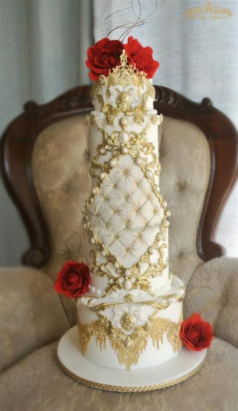 The Queen Cake By Sumaiya Omar The Cake Duchess Cakesdecor