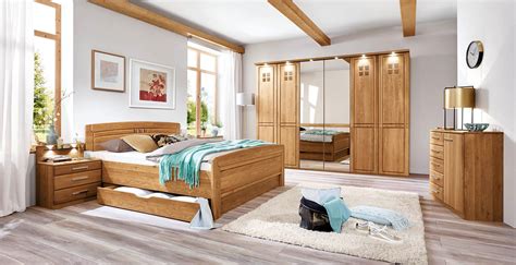 Wiemann schlafzimmer bietet bei hollywood schrankkorpusse, die sich durch ihre breiten von 200 bis 400 cm unterscheiden. WIEMANN 2019 SCHLAFZIMMER| MAYER MÖBEL