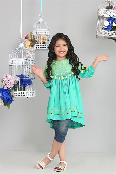 Pin By Rabia Farooq On Ropa Exterior Infantil Kids Designer Dresses