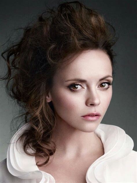 Oval Face And Round Eyes Christina Ricci Celebrity Tattoos Cover Girl