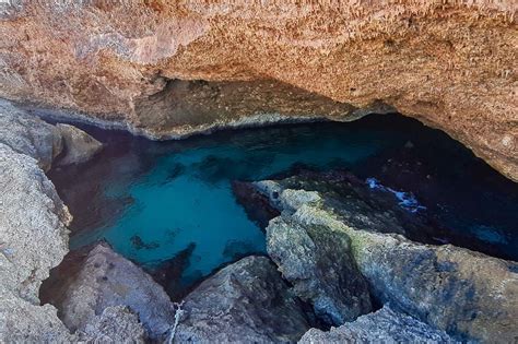 Small Cave Pool Aruba