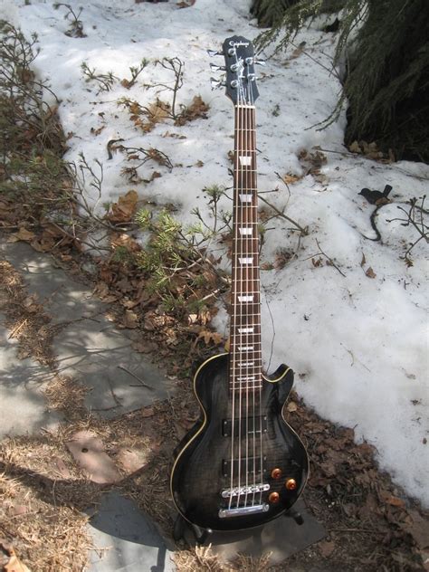 Sold Epiphone Les Paul Standard 5 String Bass