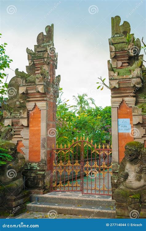 Bali Temple Gate Stock Photo Image Of Agung Landmark 27714044