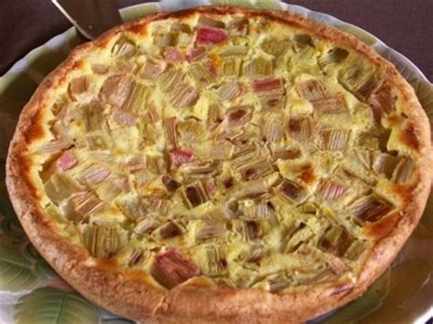 Découvrez cette recette de tarte pommes rhubarbe par croquons la vie. Recette tarte à la rhubarbe à l'alsacienne: Facile et rapide