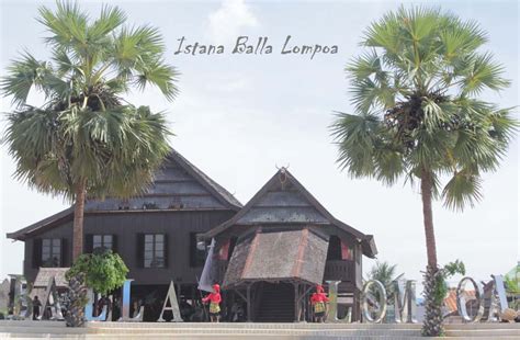 Rumah adat sulawesi selatan merupakan hunian adat yang khas dan artistik dengan beberapa jenis rumah berdasarkan suku di beberapa wilayah 2.3 bagian bagian dari rumah adat sulawesi selatan ( suku makassar ). JELAJAH KOTA DAENG: Balla Lompoa - Rumah Adat Makassar ...
