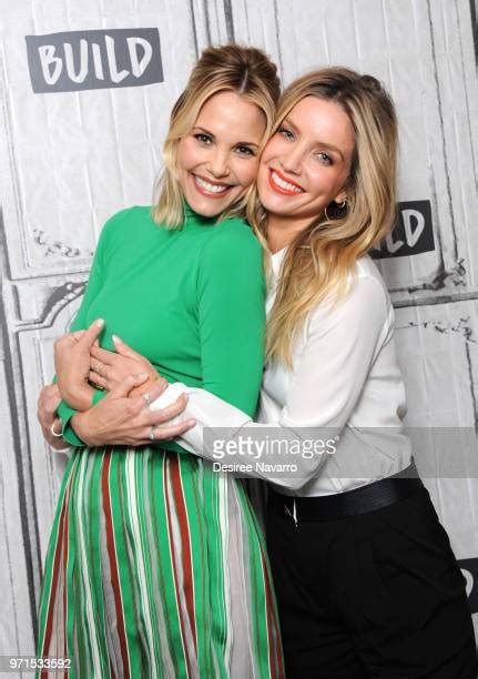 Leslie Bibb Photos And Premium High Res Pictures Getty Images